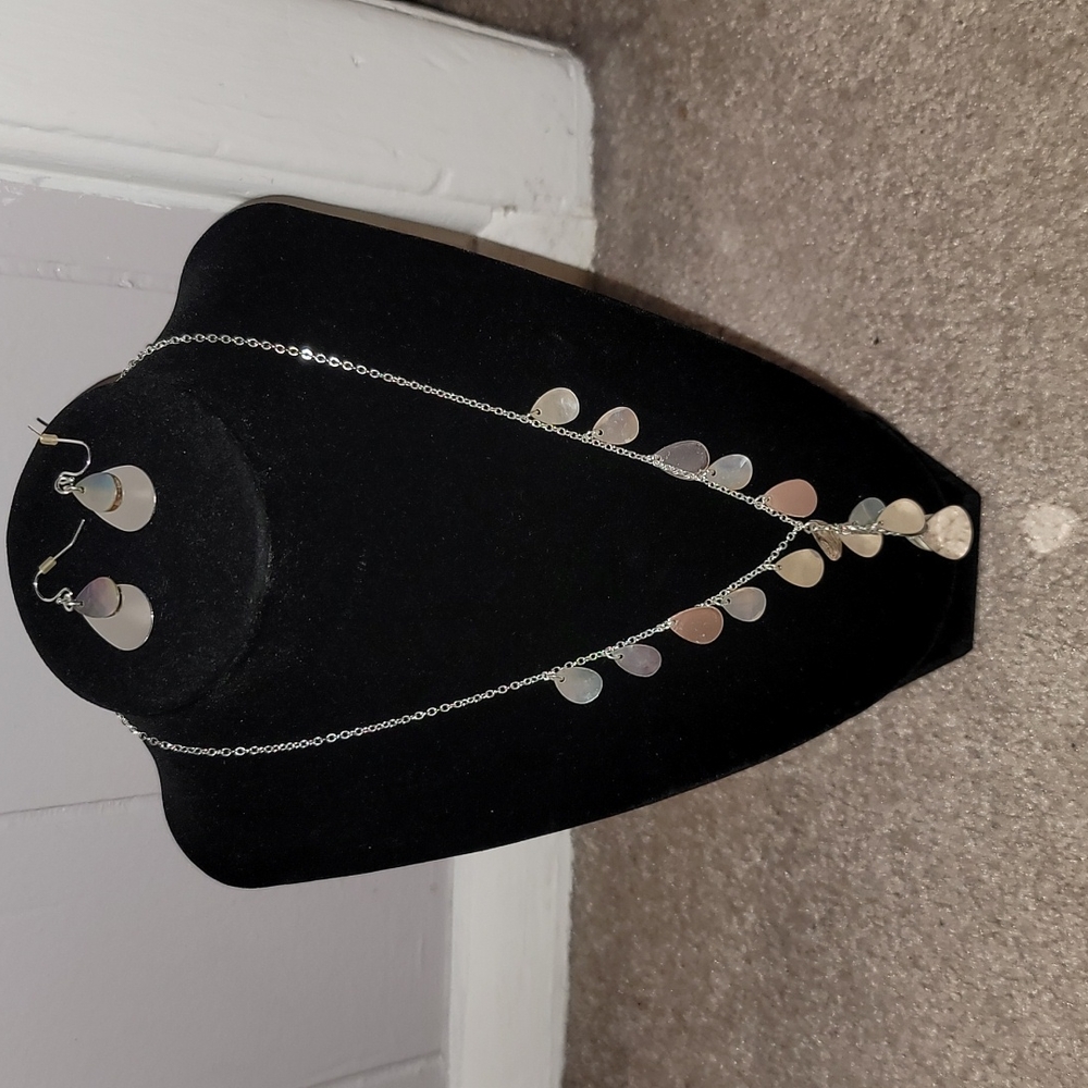 Avon Mother of Pearl Necklace and Earrings